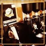 فروشگاه آبمیوه گیری آسیاب قهوه اصفهان