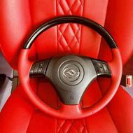 بازسازی و چرم کشی صندلی های خودرو لکسوس - تویوتا
